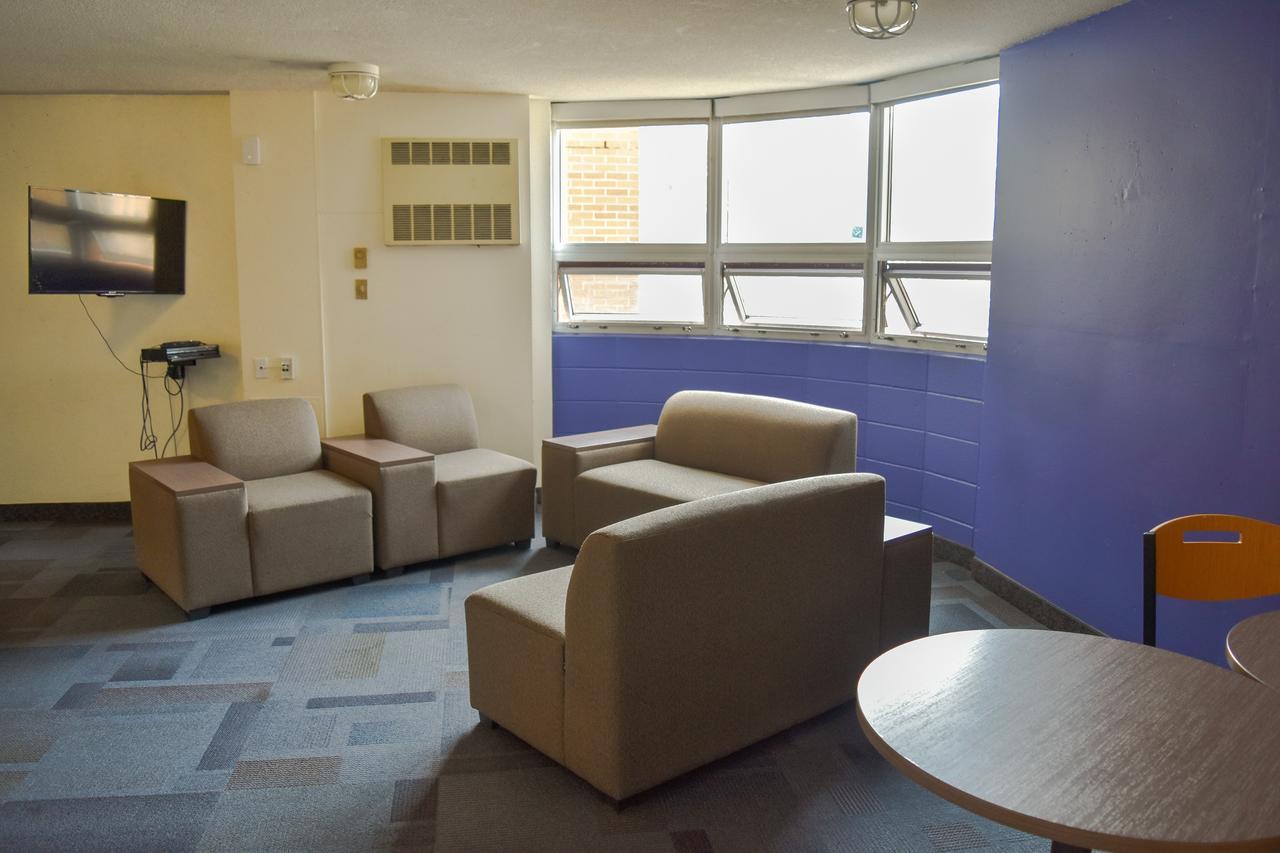 Toronto Metropolitan University- Pitman Hall Residence Exterior photo